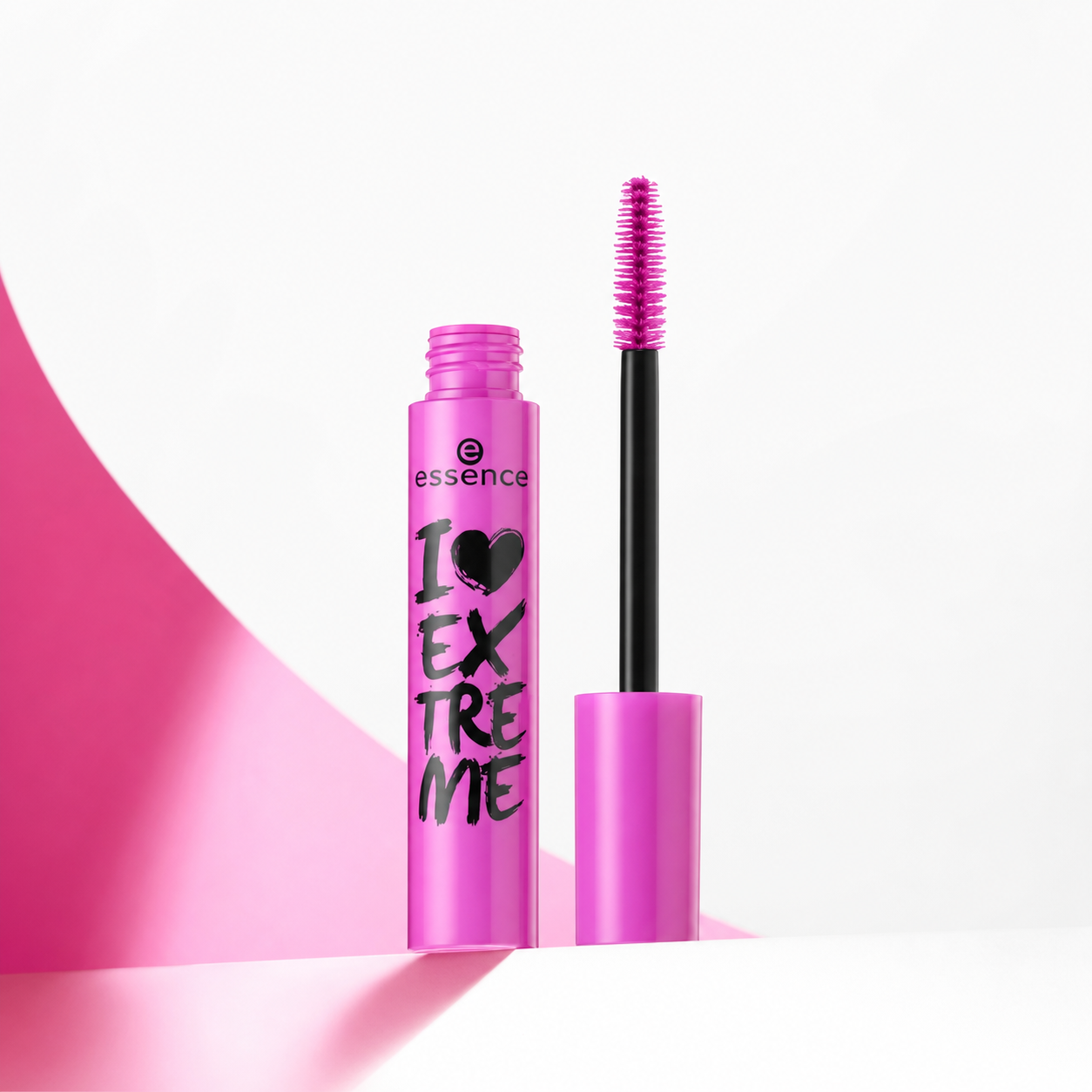 essence ماسكارا I Love Extreme للكثافة